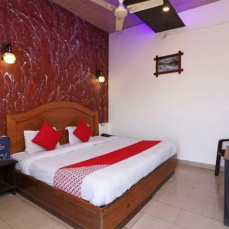 Oyo 45961 Hotel Swarn Bhumi Bilāspur 외부 사진